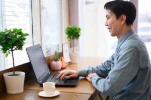 Read more about the article Rekomendasi Kerja Online yang Dibayar Melalui DANA dan Dapat Dilakukan di Rumah.